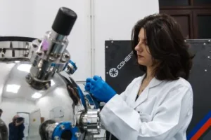 UAIC_laborator1-Copy-400x267